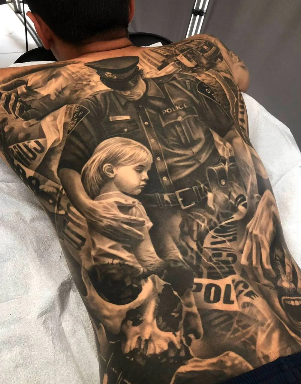 Tatuaje realismo retrato en brazo